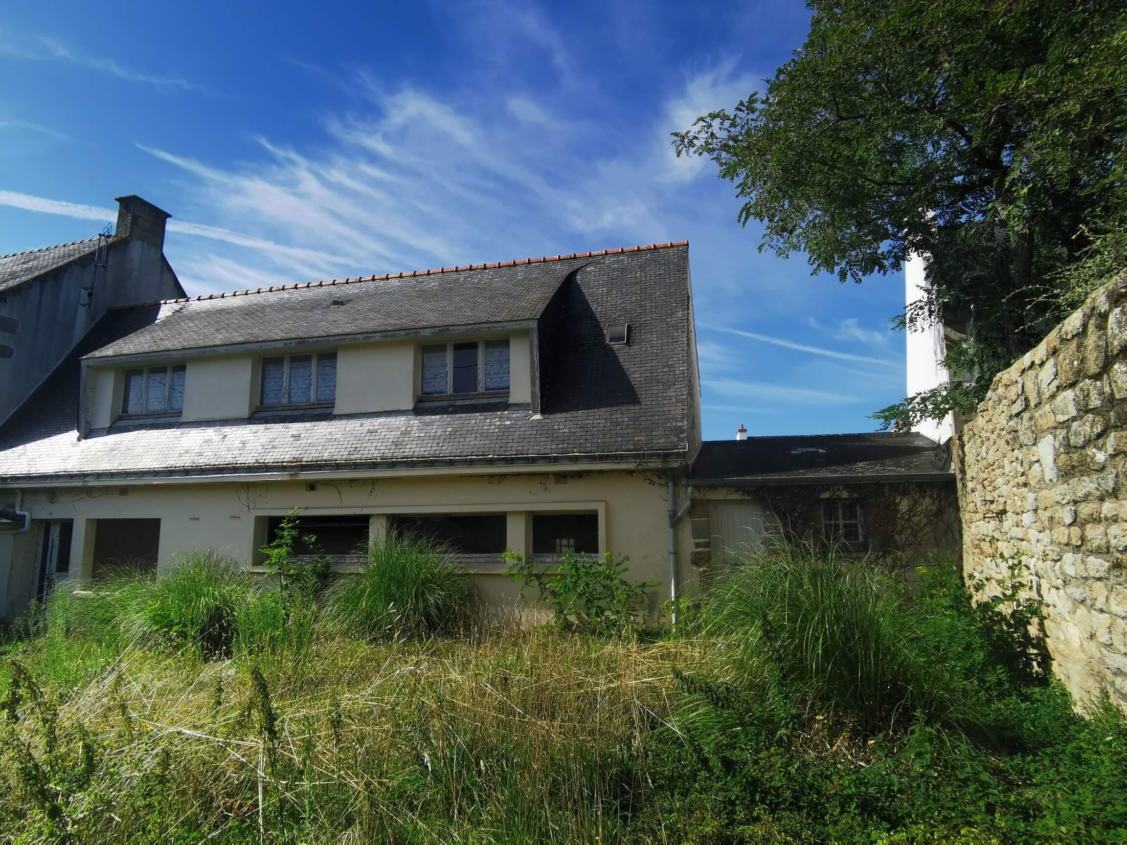 Maison à rénover dans le bourg de Saint Pierre Quiberon - SAINT PIERRE QUIBERON - img-20230807-171612-resized-20230807-051801511
